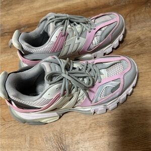 LED Track Balenciaga Pink and Gray.
